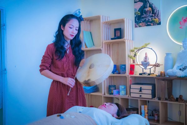 hành trình lượng tử với trống shaman